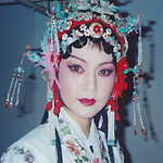 方亚芳
