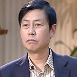 黄新德