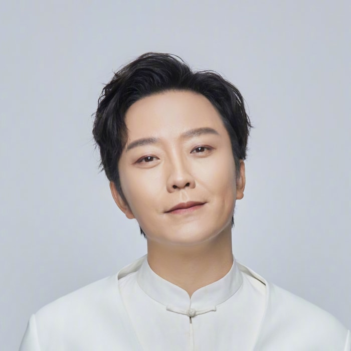 李玉刚