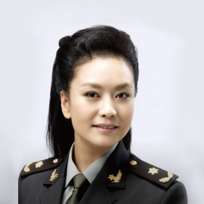 彭丽媛