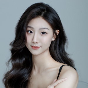 杨柳菁