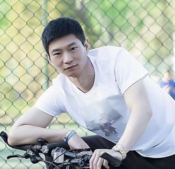 杨晓威