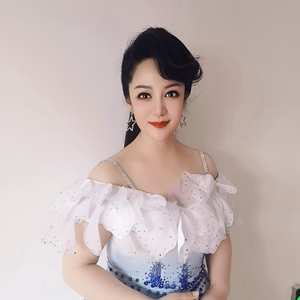 伏彬